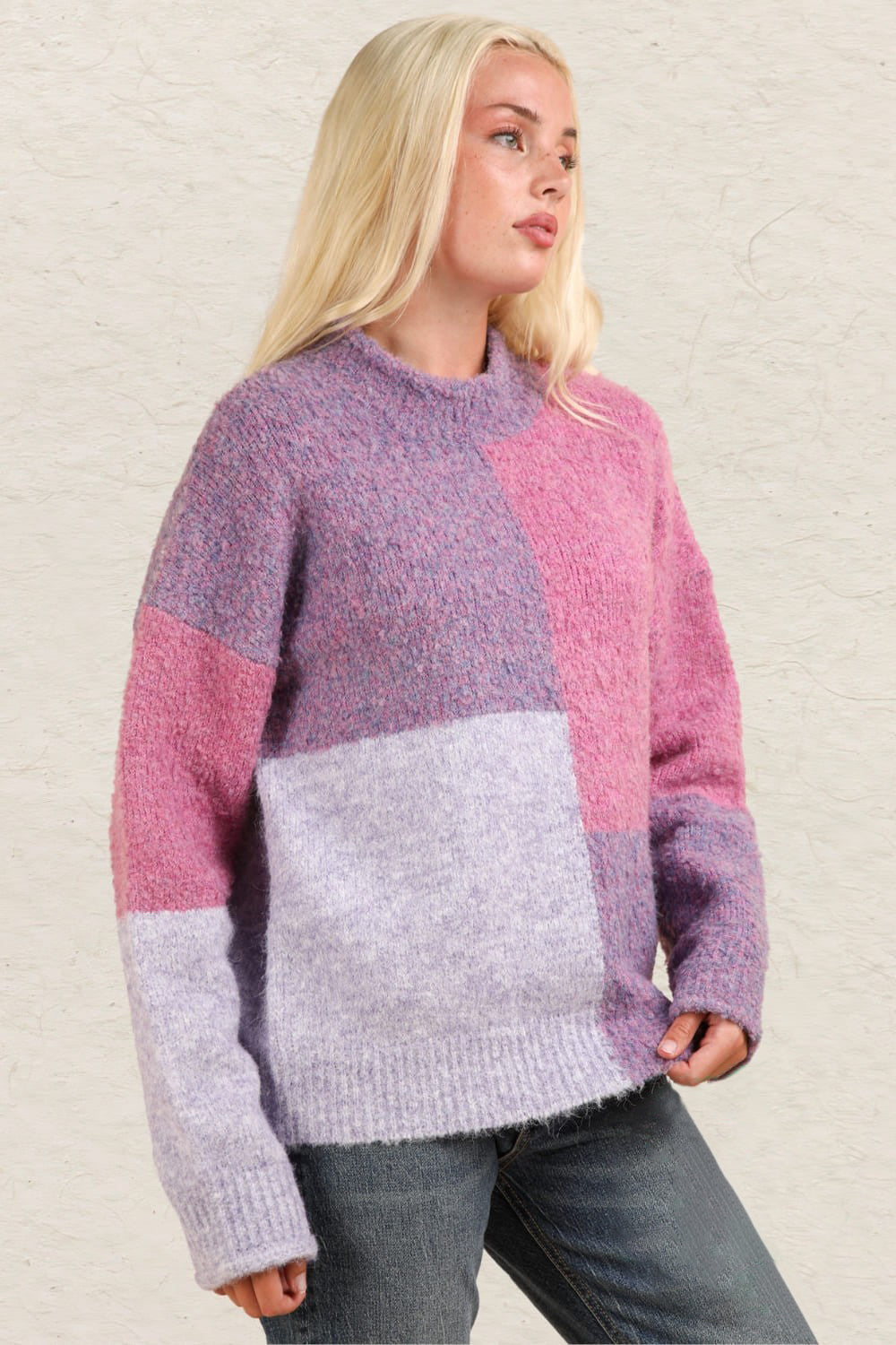 Ramona® | Sweter w bloki kolorów, ze stójką i obniżonymi ramionami